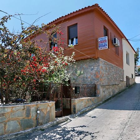 Angelos Rooms Mytilene ภายนอก รูปภาพ