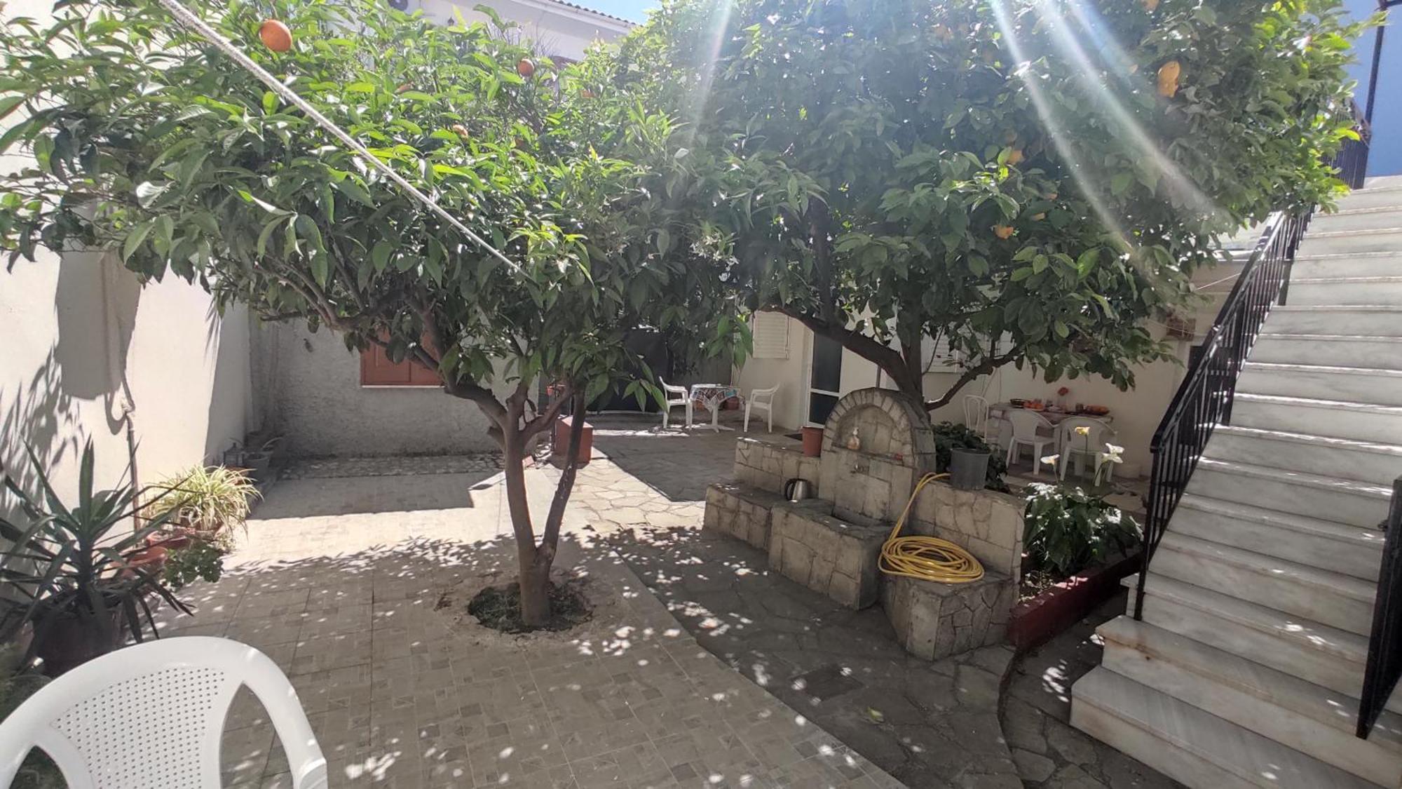 Angelos Rooms Mytilene ภายนอก รูปภาพ